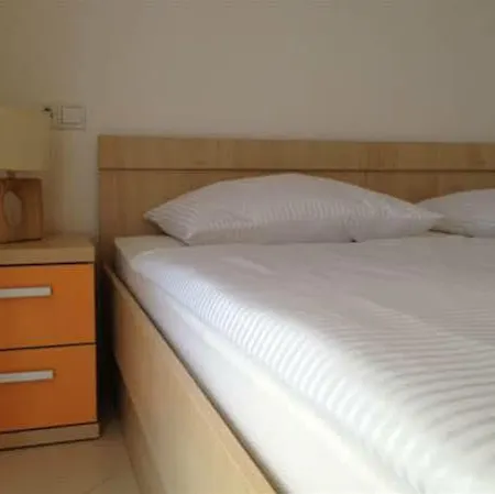 Amalia Apartman *